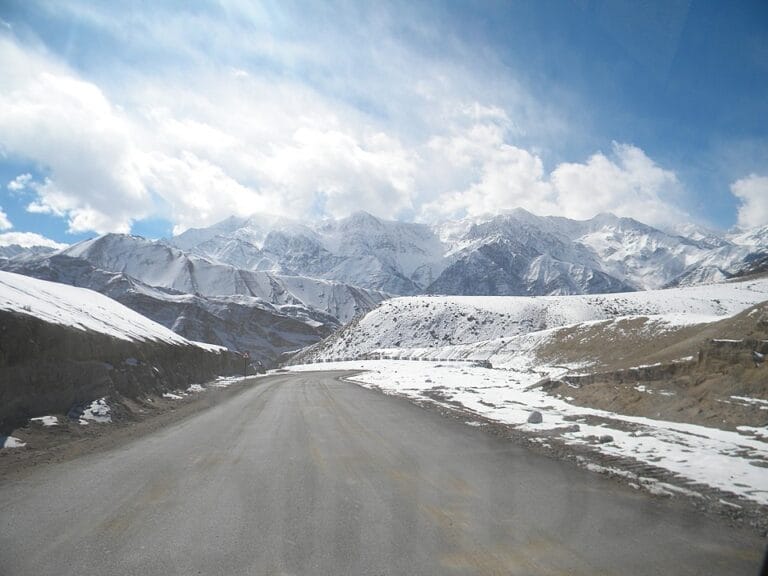 national highway nh 1 connects srinagar and leh via kargil