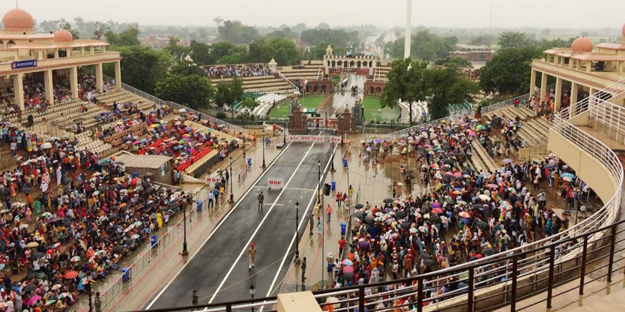 wagah border amritsar tourism