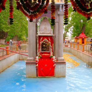 kheer bhawani temple